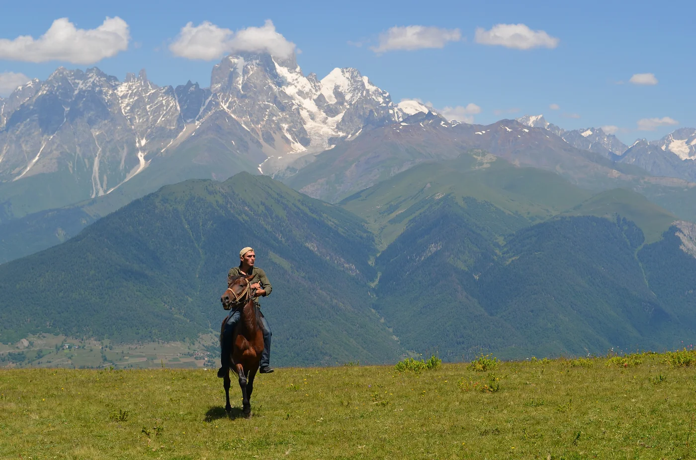Гора Шхара Северный Кавказ
